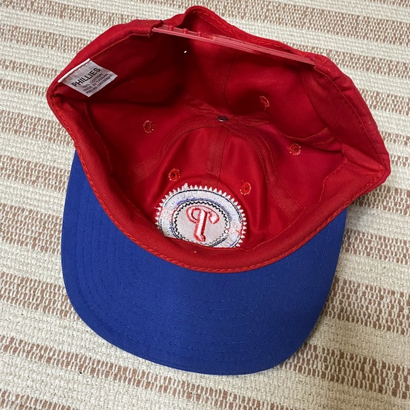 VTG Phillies SnapBack - Picture 3 of 3